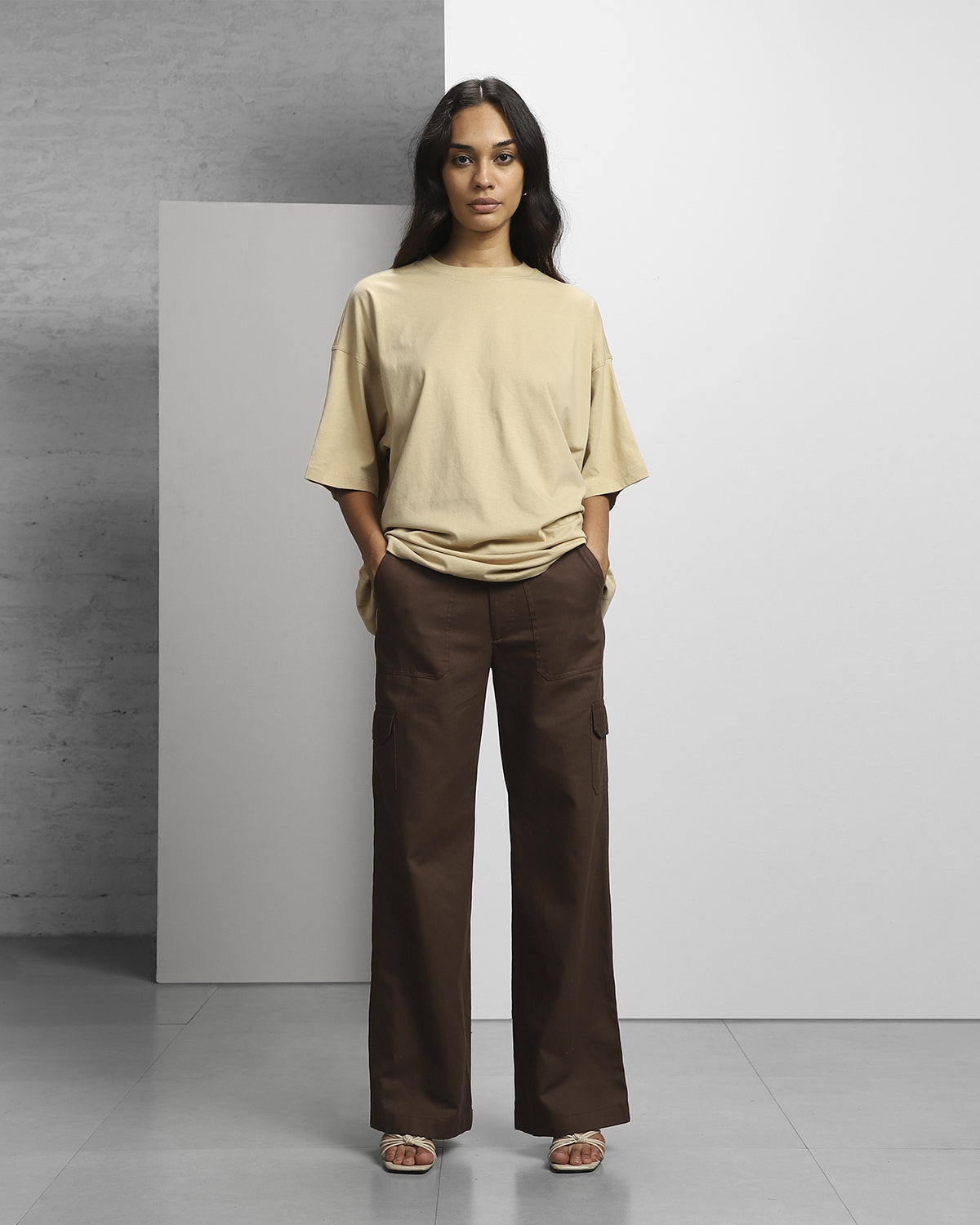 Stretch  Waist Baggy Cargo Pants-Brown